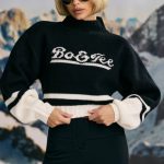 Cropped Chunky-Knit Turtleneck Jumper in Black - Image 5