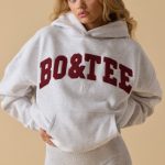 Oversized Hooded Sweatshirt in Heather Grey - Image 4