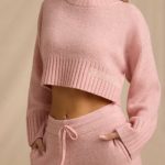 Cropped Knit Jumper in Blush Pink - Image 4