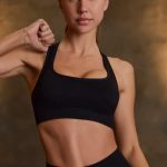 Super Sculpt Seamless T-Back Sports Bra in Black - Image 2