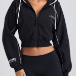 Zip-Up Cropped Hoodie in Black - Image 5