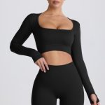 Super Sculpt Seamless Long-Sleeve Crop Top in Black - Image 6