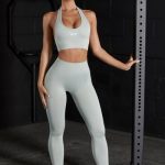 High Waist Seamless Leggings in Grey - Image 8