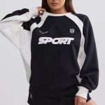 Oversized Colourblock Sweatshirt in Black - Image 4
