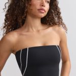 Soft Active Contrast-Trim Bandeau Top in Black - Image 6