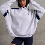 Oversized Hooded Sweatshirt in Heather Grey - Image 6