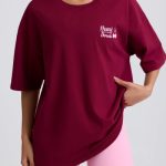 Oversized T-Shirt in Burgundy - Image 5