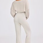 Oversized Chunky Knit Shrug in Cream - Image 2