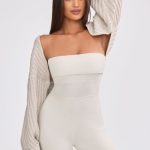 Oversized Chunky Knit Shrug in Cream - Image 5