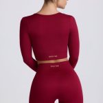 Super Sculpt Seamless Long-Sleeve Crop Top in Burgundy - Image 3