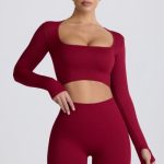 Super Sculpt Seamless Long-Sleeve Crop Top in Burgundy - Image 10