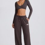 Mid-Rise Wide-Leg Joggers in Charcoal Grey - Image 6