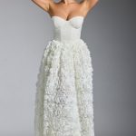 Embellished Floral-Appliqu?? Corset Gown in White - Image 9