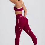 Soft Active Mid-Rise Leggings in Burgundy - Image 6