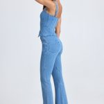 Petite Mid-Rise Flared Jeans in Mid Blue Stonewash - Image 3