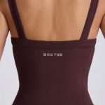 Super Sculpt Seamless Longline Tank Top in Chocolate - Image 6