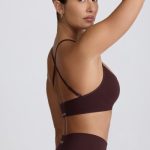 Super Sculpt Seamless Cross-Back Sports Bra in Chocolate - Image 4