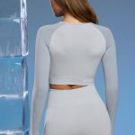Super Sculpt Base Layer Top in Light Grey - Image 2