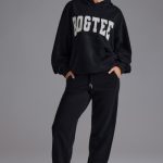 Petite Relaxed Mid-Rise Joggers in Black