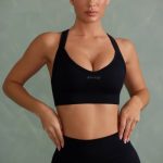 Super Sculpt Cross Back Sports Bra in Onyx Black - Image 4