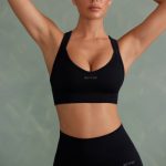 Super Sculpt Cross Back Sports Bra in Onyx Black - Image 5