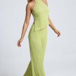 High-Waist Wide-Leg Trousers in Olive Green - Image 4