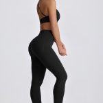 Super Sculpt Seamless Leggings in Black - Image 4