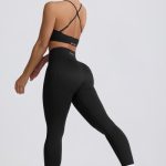 Super Sculpt Seamless Leggings in Black - Image 9