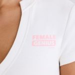 Graphic-Print Cropped T-Shirt in White - Image 4