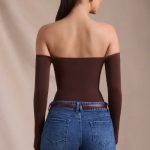 Seamless Off-Shoulder Long-Sleeve Bodysuit in Espresso - Image 3
