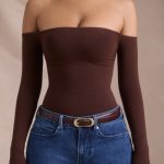 Seamless Off-Shoulder Long-Sleeve Bodysuit in Espresso - Image 5