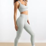Super Sculpt Seamless Leggings in Fog - Image 3