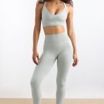 Super Sculpt Seamless Leggings in Fog - Image 6