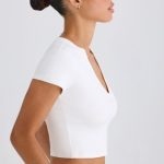 Graphic-Print Cropped T-Shirt in White - Image 3