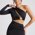 Single Sleeve Cut Out Evening Gown in Black - Image 7
