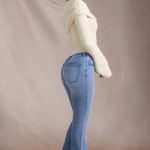 High-Rise Flared Jeans in Vintage Wash - Image 5