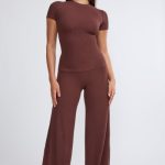 Petite Mid Rise Wide Leg Trouser in Chocolate - Image 3
