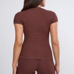 Petite Mid Rise Wide Leg Trouser in Chocolate - Image 9