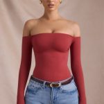 Seamless Off-Shoulder Long-Sleeve Bodysuit in Brick Red - Image 7
