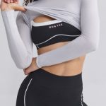 Soft Active Contrast-Trim Sports Bra in Black - Image 5