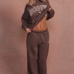 Mid-Rise Wide-Leg Joggers in Mocha - Image 2