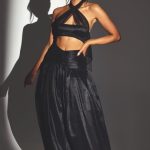 Woven Twill Voluminous Maxi Skirt in Jet Black - Image 7
